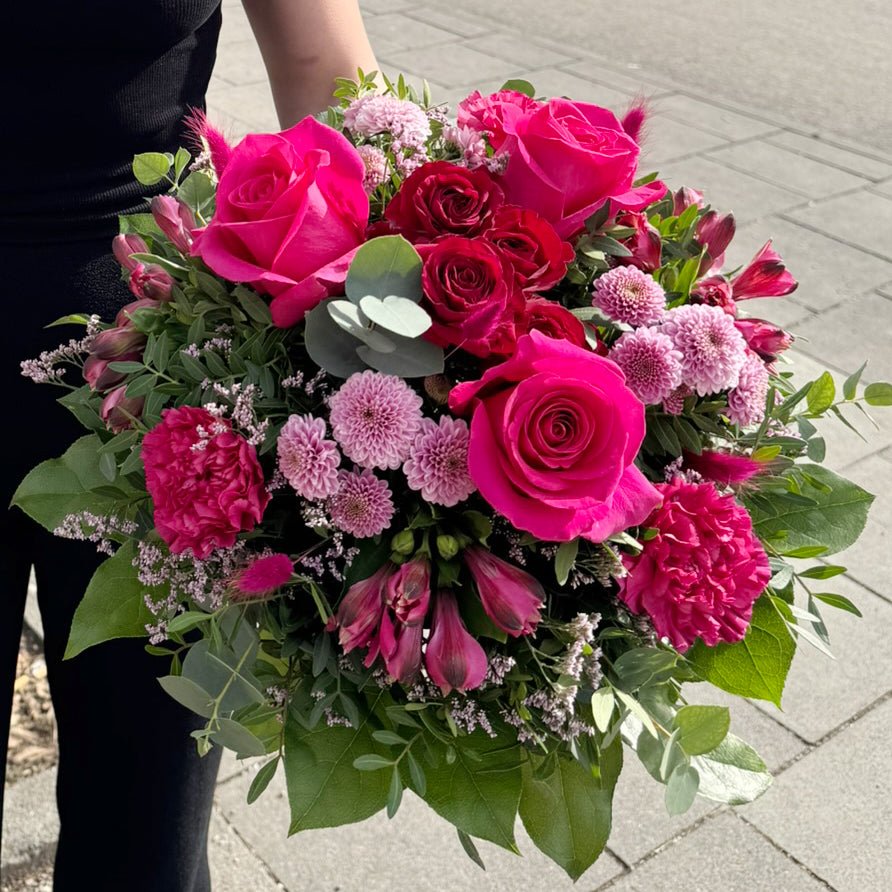 Blumenstrauß mit Rosen - Der Blumenladen Rauch GmbH