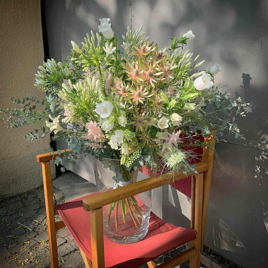 Exklusive Blumenstrauß 'Wald und Wiese' - Der Blumenladen Rauch GmbH