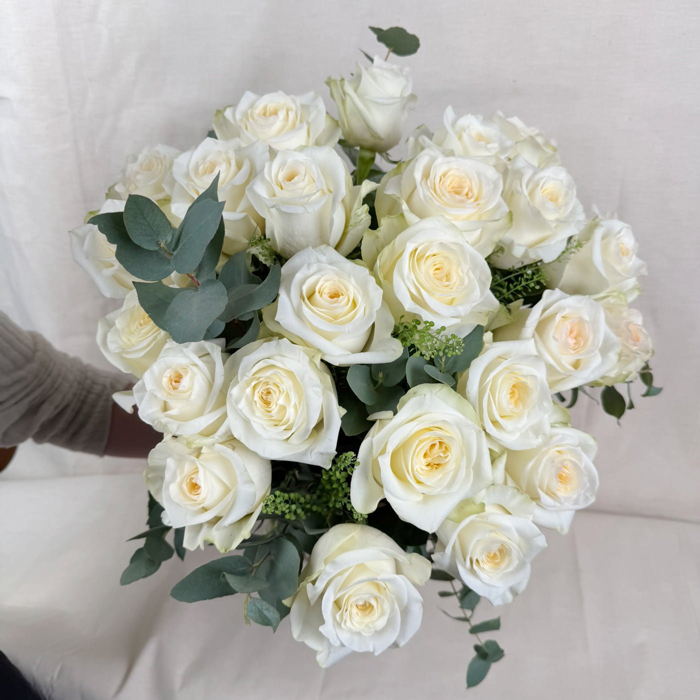 Weißen Rosen - Der Blumenladen Rauch GmbH